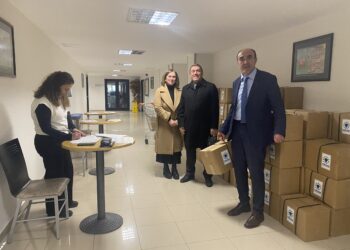 Vakfımız Tarafından Üyelerimize ilk Defa Ramazan Kumanyası Takdimi Yapılmıştır. Ailenizle Güzel Bir Bayram Yaşamanız Dileğiyle,